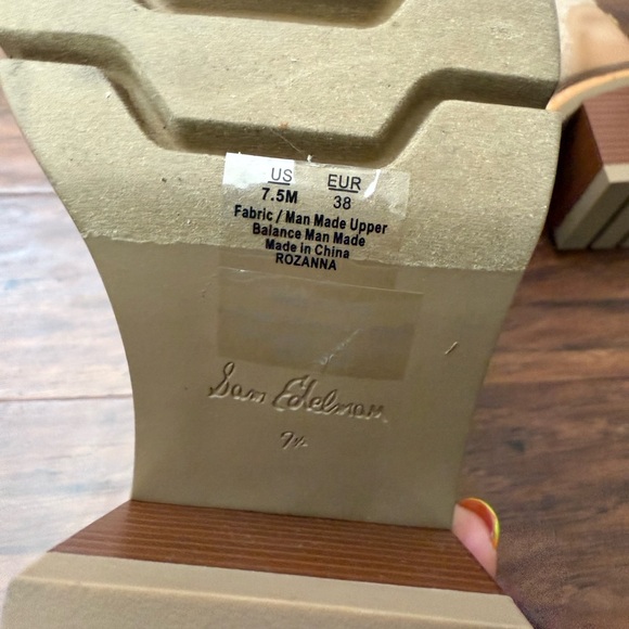 NWOT Sam Edelman Rozanna Knit Tan Ankle Booties w Block Heel- Size 7.5 - Picture 8 of 11